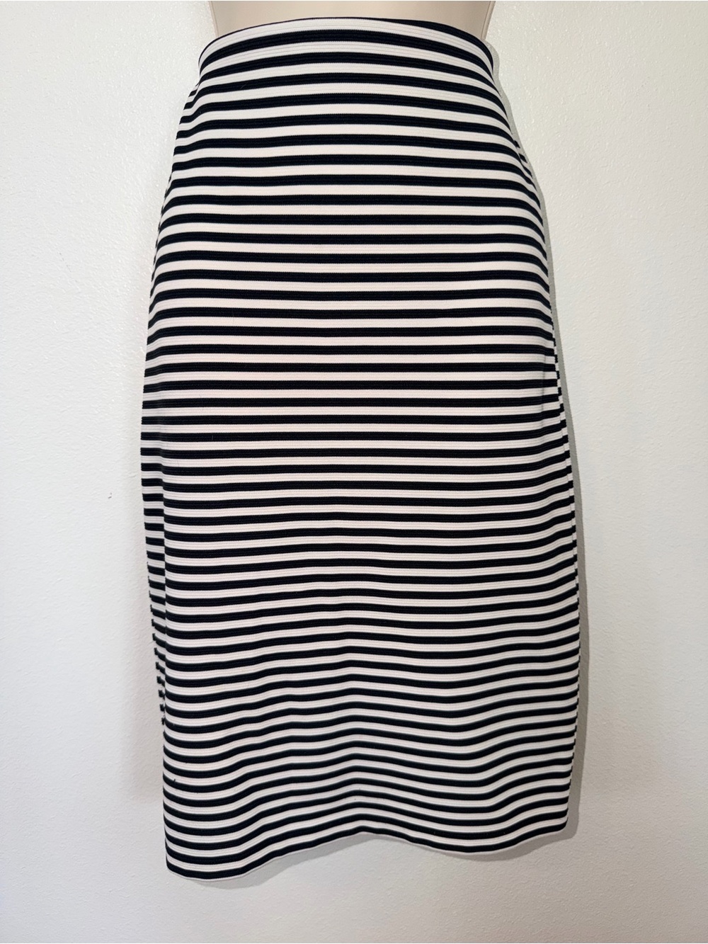 Forever 21 Black and White Striped Pencil Skirt